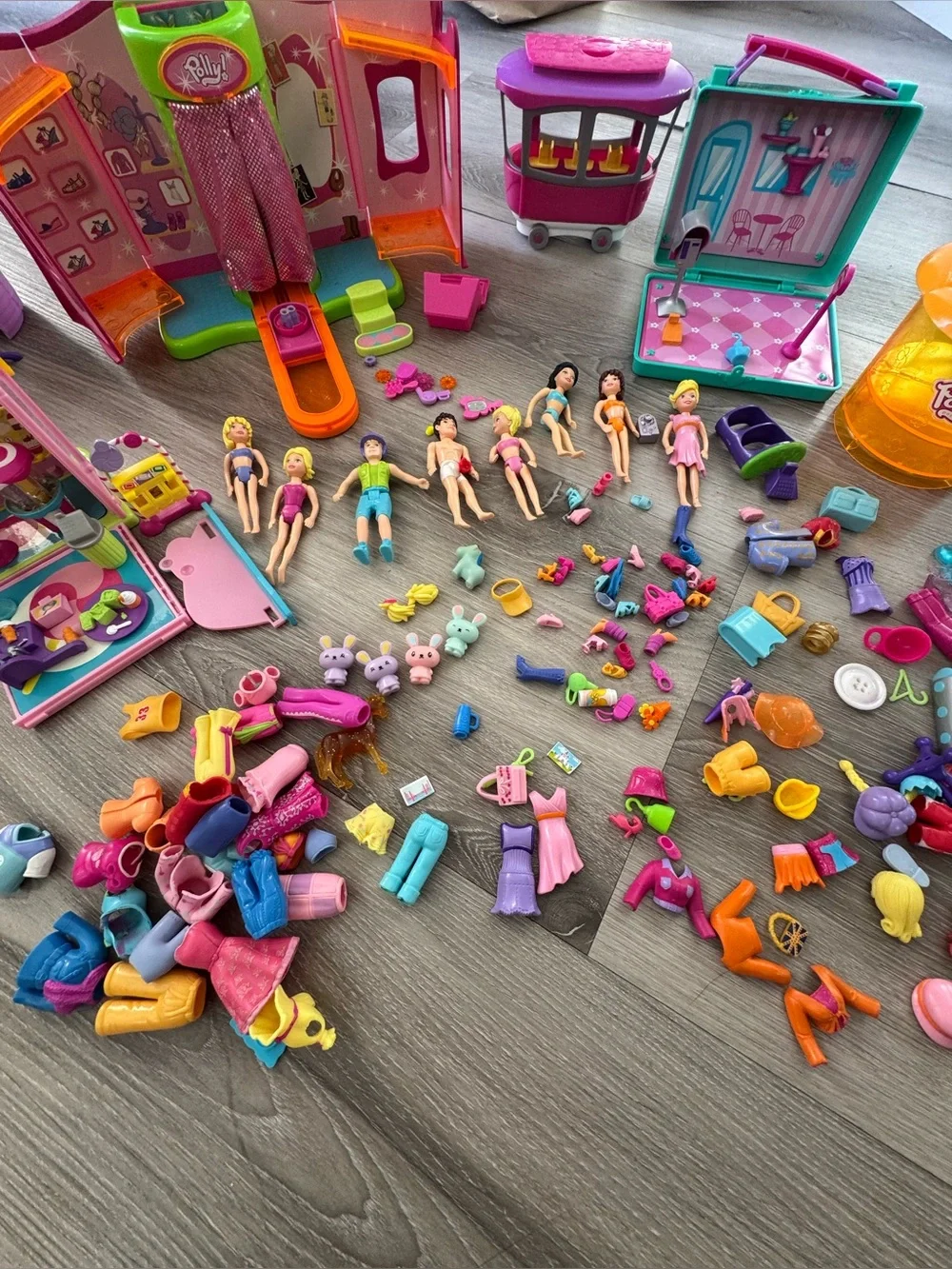 Large collection of vintage Polly Pocket dolls and Accessories